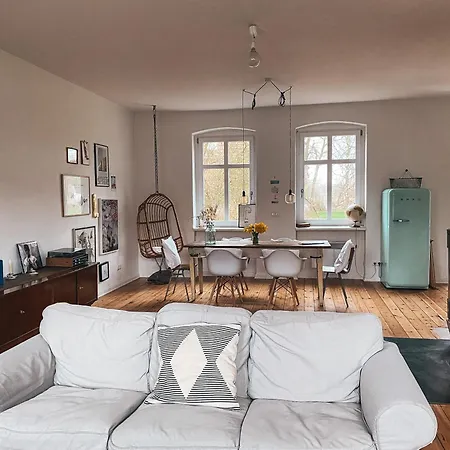 Altes Dorfhaus Sechzehneichen