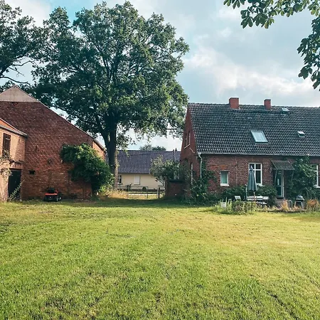 Altes Dorfhaus Sechzehneichen Διαμέρισμα *