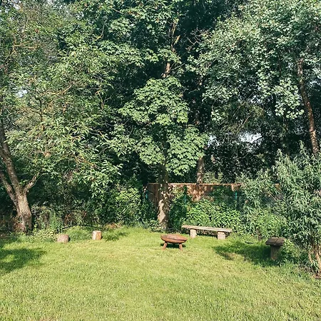 Altes Dorfhaus Sechzehneichen Appartamento *
