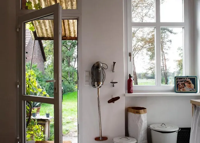 Altes Dorfhaus Sechzehneichen *